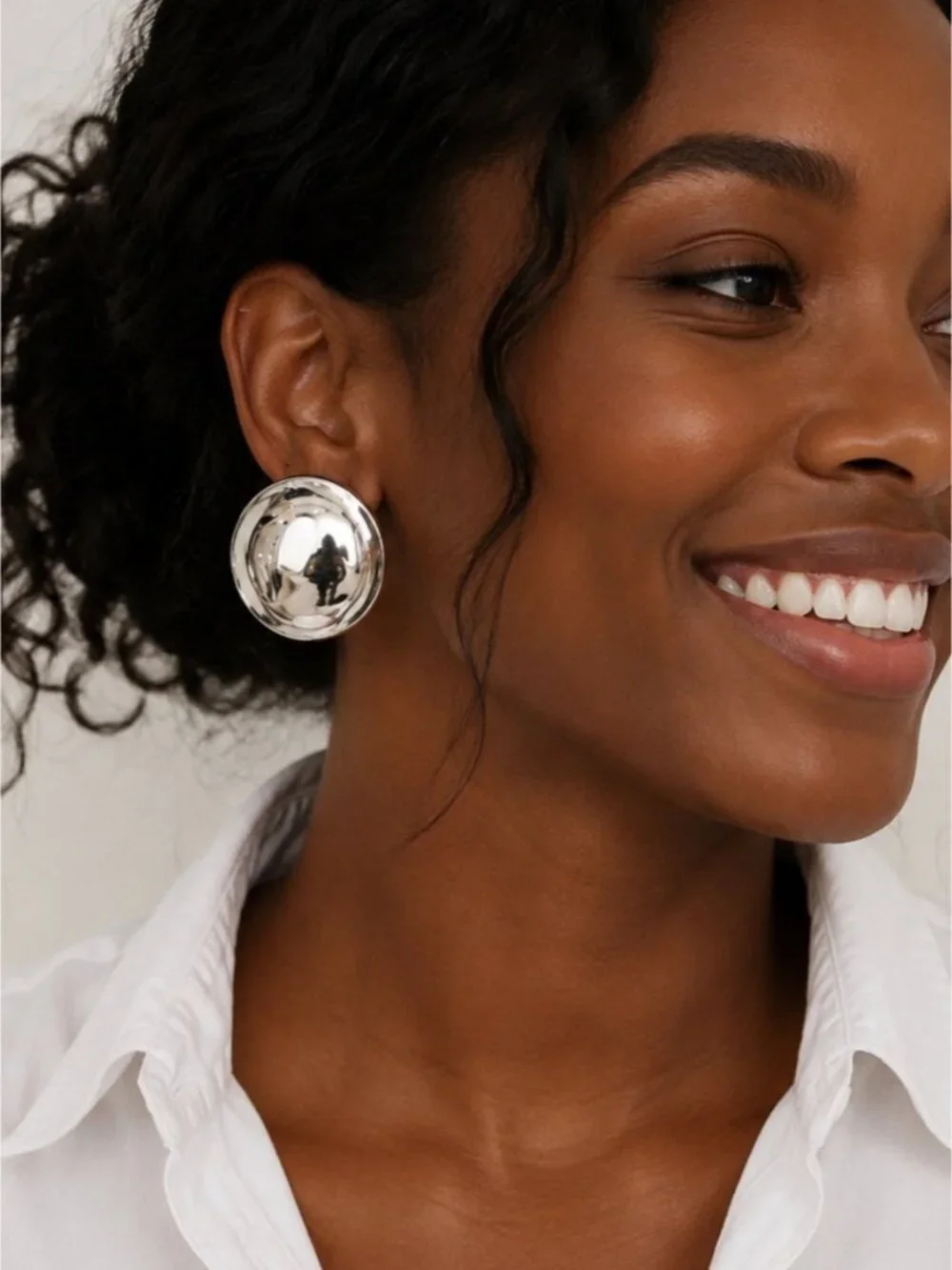 New! Preppy Silver Hammered Circle Statement Earrings NWOT (5008)